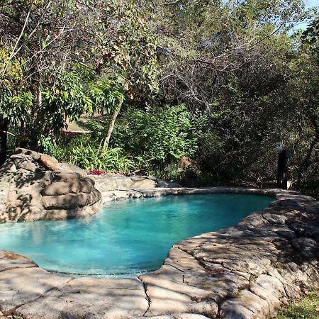 Thulamela Bed And Breakfast Hazyview Buitenkant foto